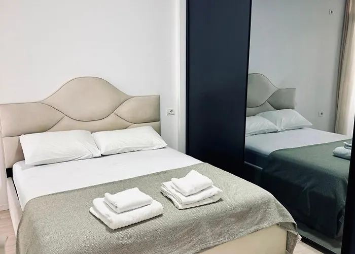 View Lejlighed Tirana