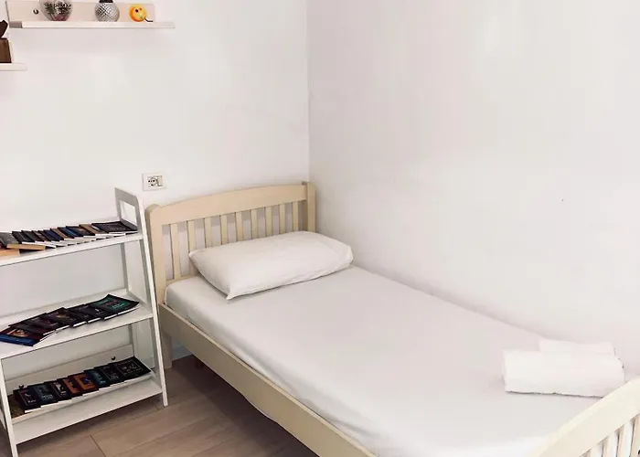 View Lejlighed Tirana